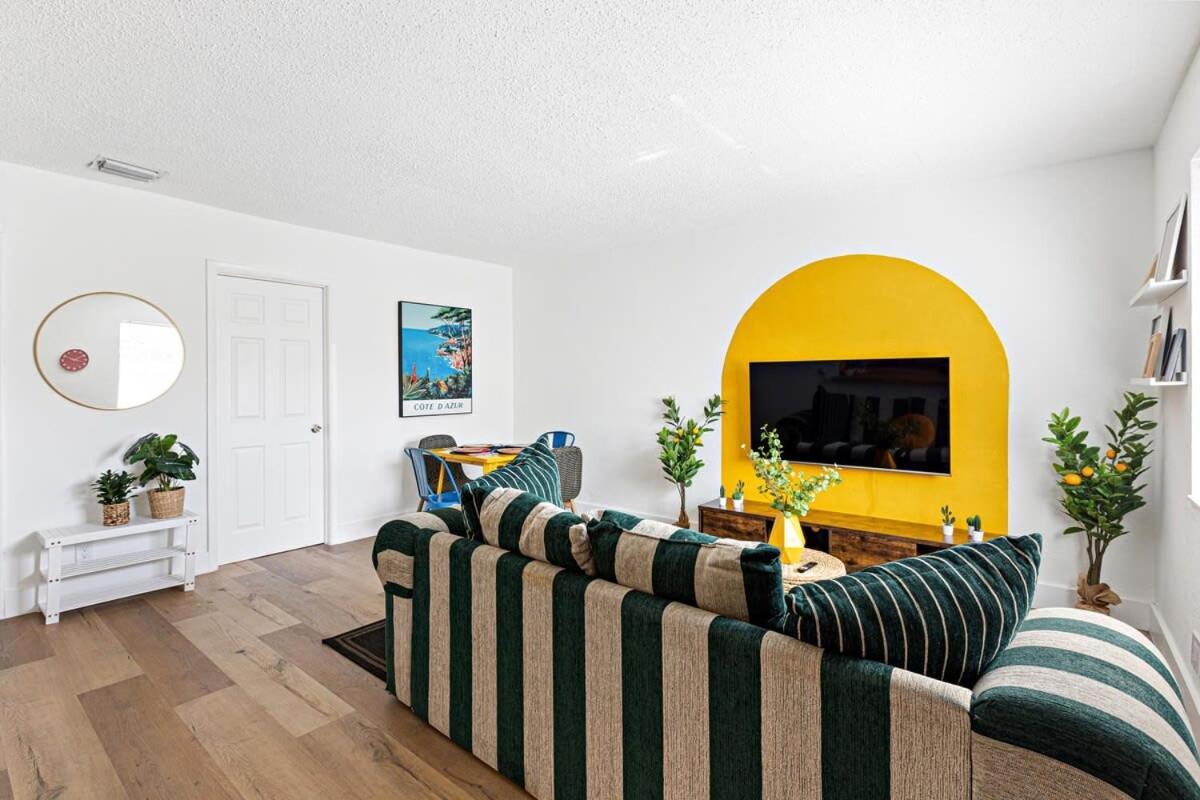 Lovely 2 Bedroom Condo In Sailboat Bend Fort Lauderdale Esterno foto